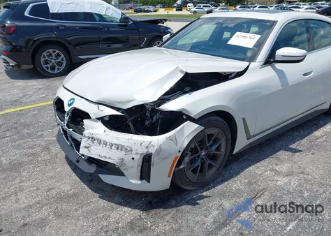 2025 BMW I4 xDrive40 z USA, uszkodzony, nr VIN WBY43HD0XSFT98768